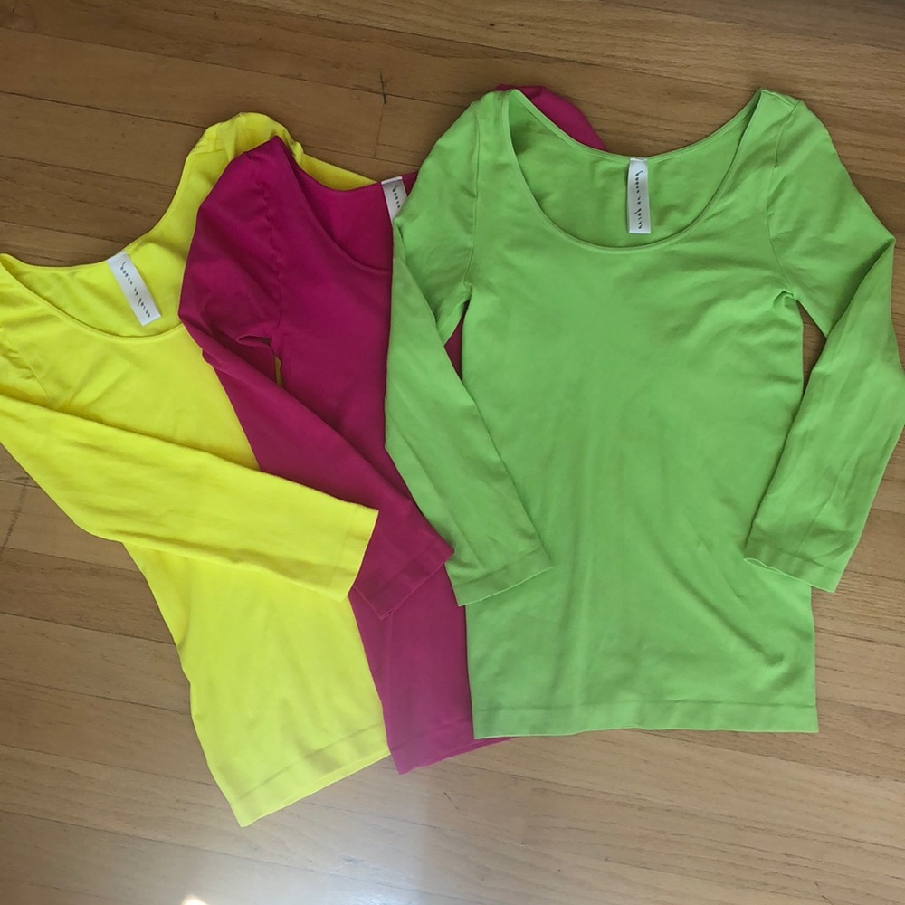 Bundle of 3 seamless tops on sale